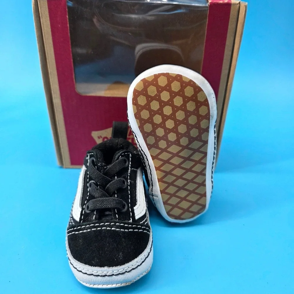Vans Old Skool Crib Shoes Black True White Infant Size 2.0 VN0A3U8K6BT Sneaker